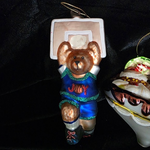 Lot 3 Blown Glass Christmas Ornaments Bear Basketball Player Snowman Polar Bears - Picture 2 of 10